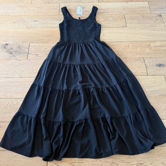 PrettyGarden Dresses & Skirts - PrettyGarden Smocked Tiered Maxi Dress Black Sleeveless Scoop Neck S NWT (1545)